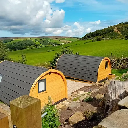 Campsite Coombs Glamping Pods *