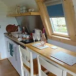 Coombs Glamping Pods Campingplads *