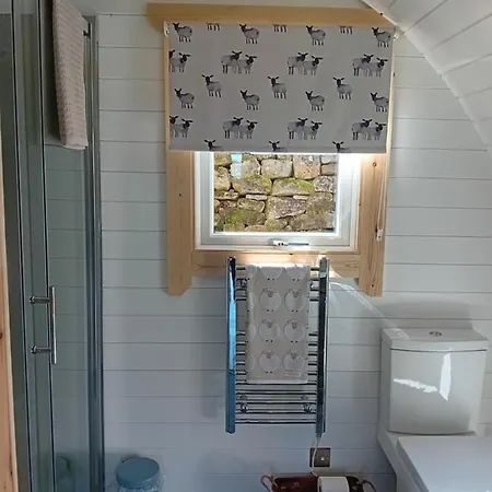 Coombs Glamping Pods *