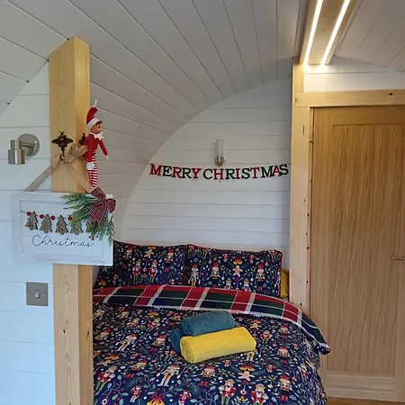 Coombs Glamping Pods Campeggio *