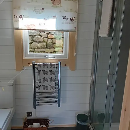 Camping Coombs Glamping Pods *