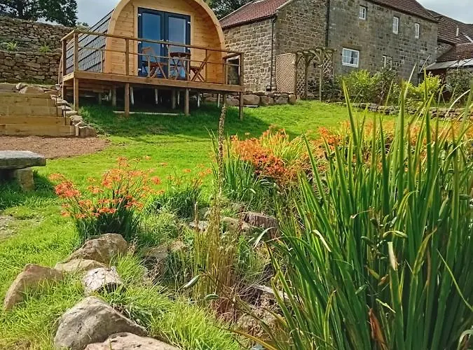 Coombs Glamping Pods Camping Danby