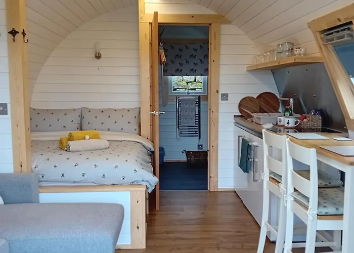 Coombs Glamping Pods