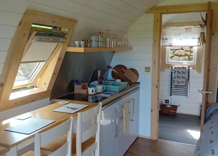 Coombs Glamping Pods Camping