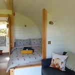 营地 Coombs Glamping Pods *